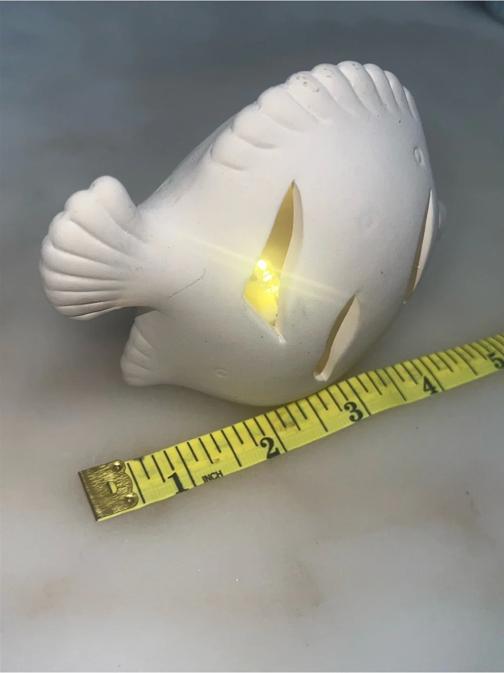 White Ceramic Fish Aquarium Ornament - Decorative Hideaway